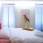 La Cour Des Augustins Boutique Gallery Design 4*