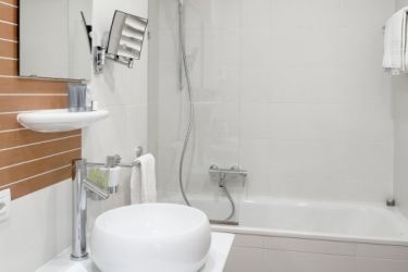 La Cour Des Augustins Boutique Gallery Design 4*