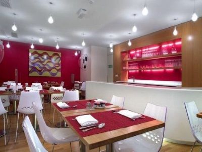 La Cour Des Augustins Boutique Gallery Design Hotel