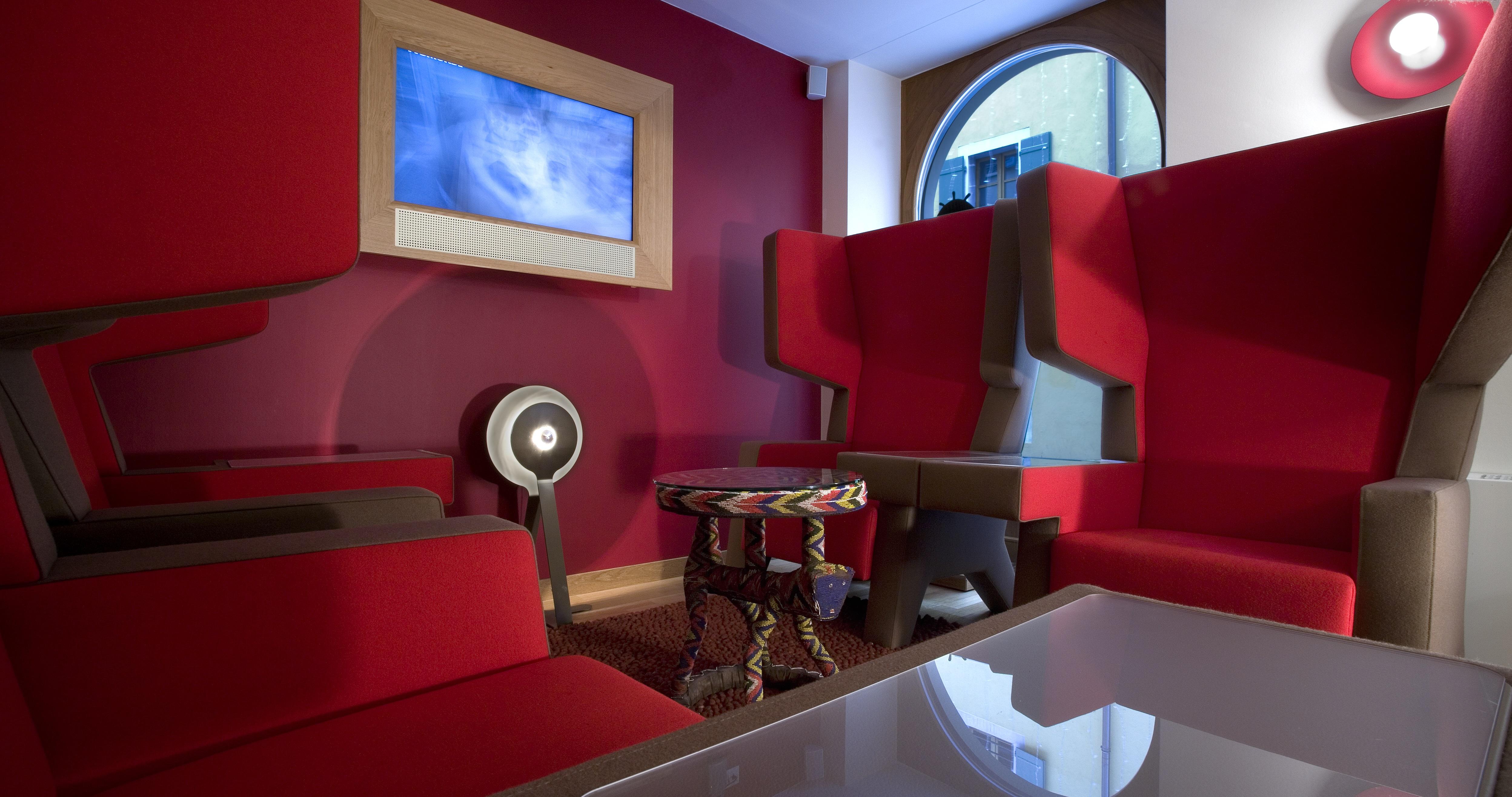 La Cour Des Augustins Boutique Gallery Design Genève