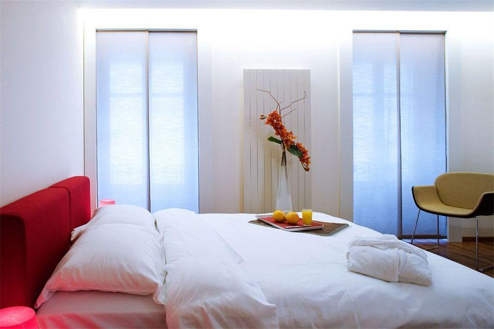 La Cour Des Augustins Boutique Gallery Design 4*